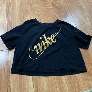 XS NIKE crop top